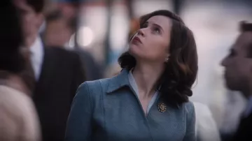 El broche vintage que lleva Ruth Bader Ginsburg (Felicity Jones) en An Exceptional Woman