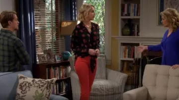 The Kooples Floral Tie-Front Silk Blouse worn by Mandy Baxter (Molly McCook) in Last Man Standing (S07E17)