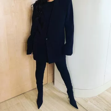 Les bottines à talons Balenciaga portées par Rihanna sur son compte Instagram @badgalriri