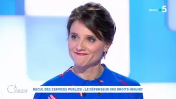 The top blue print of Melanie Taravant in C to tell the 12/03/2019