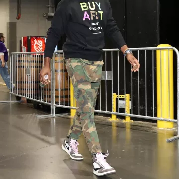 Les Sneakers Air Jordan 1 High Og Ts Sp "travis Scott" porté par Chris Paul sur l'Instagram account @leaguefits