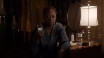 La Perla Ricamato Dentelle-Tulle Robe portée par Annalise Keating (Viola Davis) dans la Façon de s'en tirer avec Assassiner (S01E05)