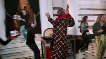 The coat printed Gucci worn by Idris Elba in the clip-Boasty Wiley, Sean Paul, Stefflon Gift