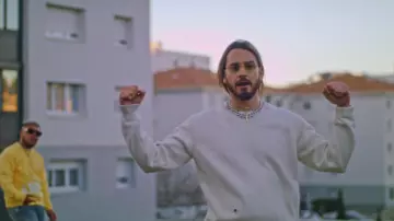 Le sweatshirt porté par SCH dans son clip HS feat. Hamza