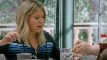 Aviator Nation 5-Stripe Zip Hoodie worn by Mackenzie Murphy (Kaitlin Olson) in The Mick (S02E19)