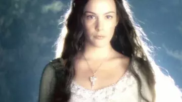 Le pendentif The Evenstar porté par Arwen (Liv Tyler) dans Le seigneur des anneaux : la communauté de l'anneau