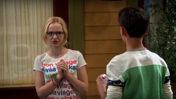 Peek Bon Voyage Graphic Tee worn by Maddie 2 (Shelby Wulfert) in Liv and Maddie (S03E18)