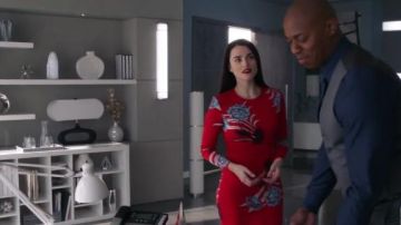 Diane von Furstenberg Tailored Long-Sleeve Floral Sheath Dress worn by Lena Luthor (Katie McGrath) in Supergirl (S04E12)