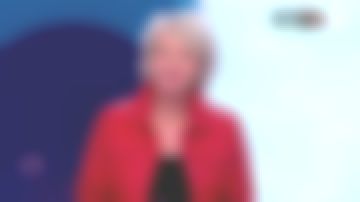 La veste en cuir rouge de Sophie Davant dans C'est au programme du 15/03/2019