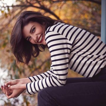 La Marinière portée par Éléonore Sarrazin sur le compte Instagram de @leo_saca