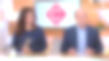 Le sweat palmiers de Marion Ruggiéri dans C à vous du 15/03/2019