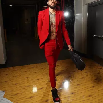 Sneakers Air Jordan 1 Retro High Og "bred" worn by JaVale McGee on the Instagram account @javalemcgee