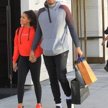 giannis hoodie nike