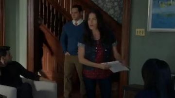 Génétique Blondie Veste en jean porté par Laurel Castillo (Karla Souza) dans le Meurtre (S02E02)