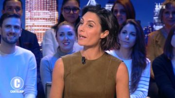 Le top à franges de Alessandra Sublet dans C'est Canteloup