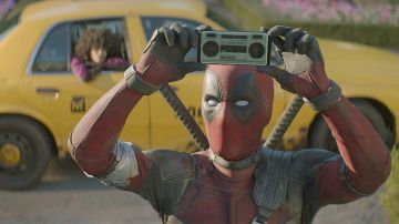Samsung Galaxy S9 utilizado por Wade Wilson / Deadpool / Voice of Juggernaut (Ryan Reynolds) en Deadpool 2