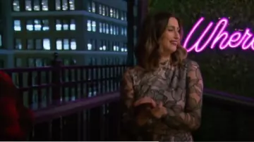 Top de encaje criollo Wayf Mina S usado por Lola García en Total Bellas (S04E09)