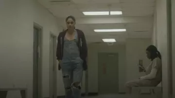 BDG Ryder Copain Global porté par Simone (Brittany O'Grady) Star (S02E02)