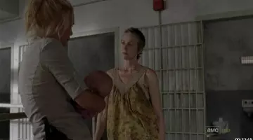 The tank top Staring At Stars Carol Peletier (Melissa McBride) in The Walking Dead S03E11