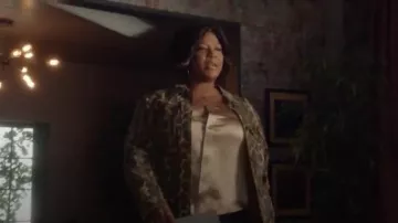 Ashley Stewart, une Impression Léopard Veste en jean porté par Carlotta Brun (Queen Latifah) Star (S02E18)