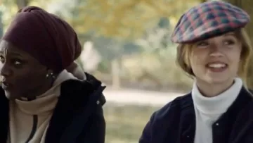 Plaid Cap Hat worn by Manon (Marilyn Lima) as seen in Skam France S03E08