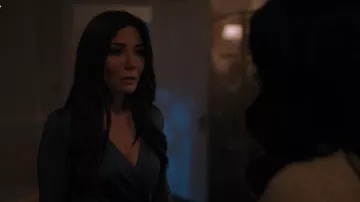 The body satin Diane von Furstenberg of Hermione Lodge (Marisol Nichols) in Riverdale S03E16