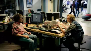 Dell Computer Monitor used by Anorak / Halliday (Mark Rylance) in Ready Player One