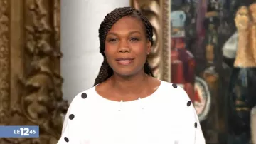 The white top of Kareen Guiock in The 12:45 to M6 of the 19/03/2019