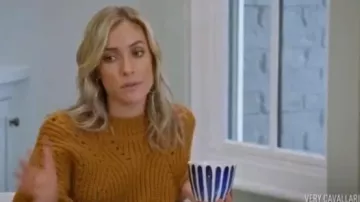 Rare James bling bling Boucles d'oreilles portées par elle-Même (2018) (Kristin Cavallari) en Très Cavallari (S02E03)