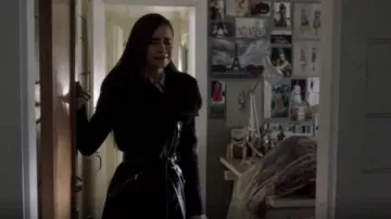 Via Spiga Faux-Fur-Collar Asymmetrical Belted Coat worn by Ava Jalali (Sofia Carson) in Pretty Little Liars: The Perfectionists (S01E01)