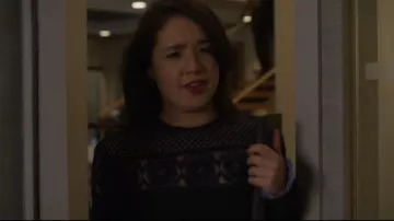 Vestido corto de Sandro con cuello alto usado por Marissa Gold (Sarah Steele) en The Good Fight (S03E02)