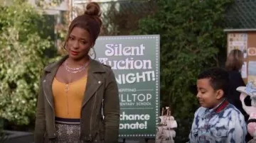 Urban Outfitters Sous Bree Zip-Up Body porté par de Pavot Banques (Kimrie Lewis) dans un Seul des Parents (S01E19)