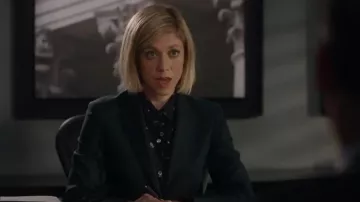 Theory Tie Cuff Shirt worn by Susannah Flood in For The People (S02E02)