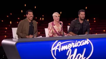 Dolce & Gabbana Paisley Jacket worn by Katy Perry on American Idol 2019