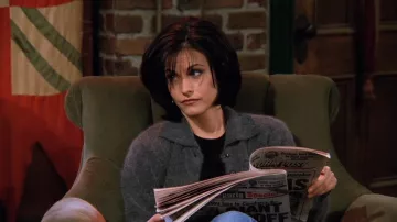New York Post lu par Monica Geller (Courteney Cox) Amis (S02E13)