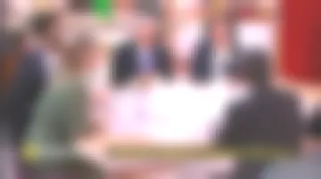 El vestido verde caroll estampado de Maya Lauqué en La Quotidien el 27.03.2019