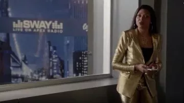Collar colgante michael Kors Pave Disc usado por Cookie Lyon (Taraji P. Henson) en Empire (S02E03)