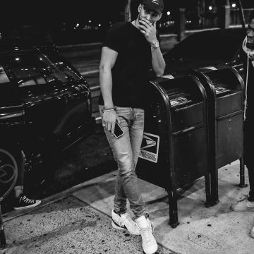 Sneakers The 10: Nike Blazer Mid "off White" worn by Ben Simmons on the Instagram account @bensimmons