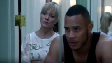 Tibi Ayame Fil Coupé de Perles Recadrée Top porté par Rhonda Lyon (Kaitlin Doubleday) dans l'Empire (S02E04)