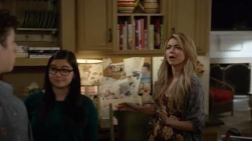 Forever 21 Floral Print Skater Dress in Wine/Mustard worn by Haley Dunphy (Sarah Hyland) in Modern Family (S06E15)