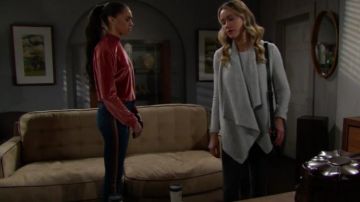 Mother The Looker High Rise Striped Skinny Jeans usados por Zoë Kravitz en The Bold and the Beautiful (S32E104)