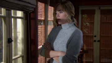Topshop Raglan Turtleneck Neck Sweater usado por Annika Noelle en The Bold and the Beautiful (S32E108)