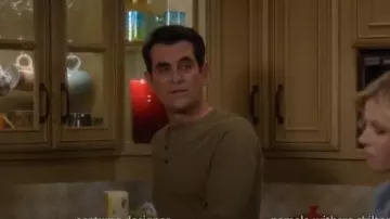 Rag & Bone Raglan Henley in Olive worn by Phil Dunphy (Ty Burrell) in Modern Family (S06E23) (S06E23)