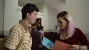 Lining T-Shirt Polo worn by Otis Milburn (Asa Butterfield) in Sex Education S01E01