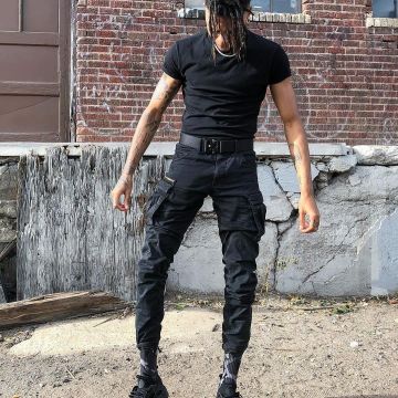 The belt worn by Scarlxrd on his account Instagram @Scarlxrd