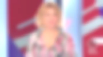 The printed dress of Laura Tenoudji in Télématin from the 29/03/2019