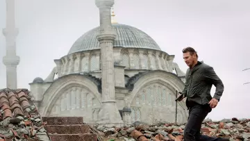 Blue Mosque in Istanbul visited by Brian Mills (Liam Neeson) in Taken 2 (2012)
