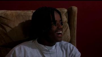 The white t-shirt oversize O-Dog (Larenz Tate) in Menace 2 Society