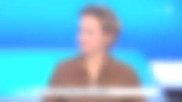 Camisa de Caroline Roux en C dans l'air del 05/02/2019 (disponible en azul)