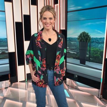 The jacket-flower Claire Arnoux to the account instagram @claire_arnoux